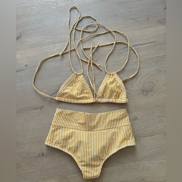 Canary Stripe Euro Bow Bikini Top and bottom. Top is Large and bottoms Medium. - Picture 2 of 3